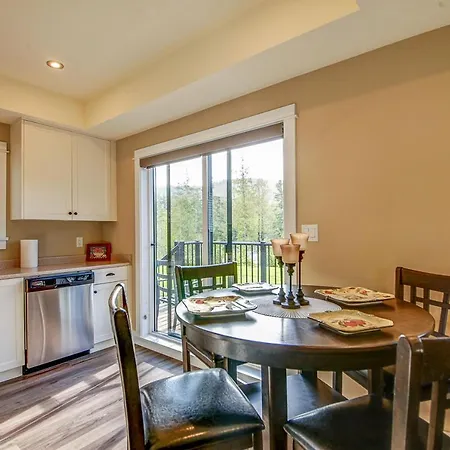 Port Renfrew Vacation Rentals Room photo