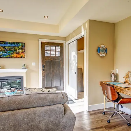 Port Renfrew Vacation Rentals Room photo