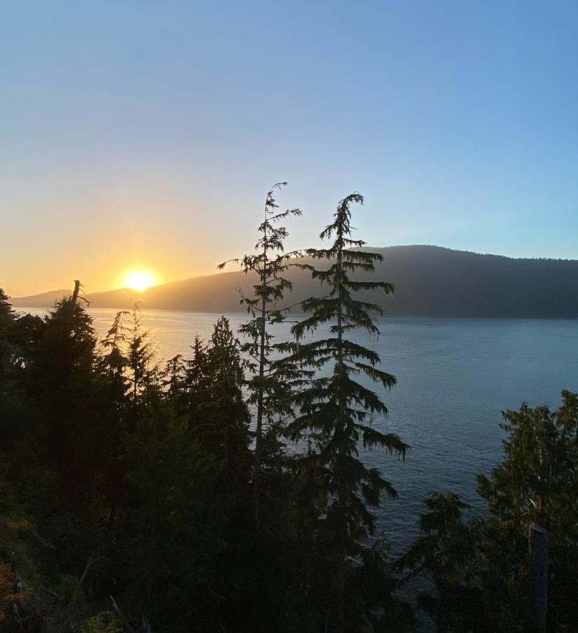 Vacation * Port Renfrew