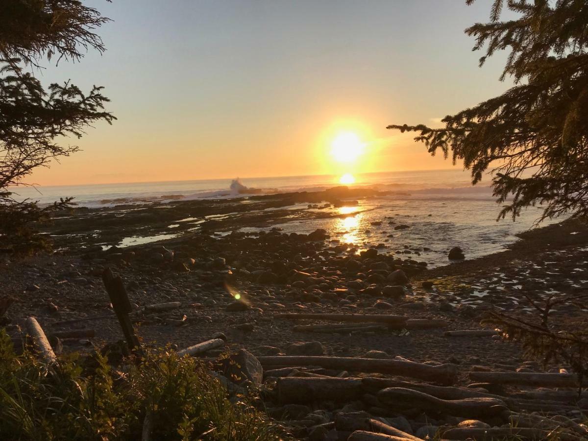 Vacation Holiday home Port Renfrew